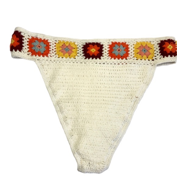 NWT Cream Crochet Bikini Bottom - Picture 5 of 5
